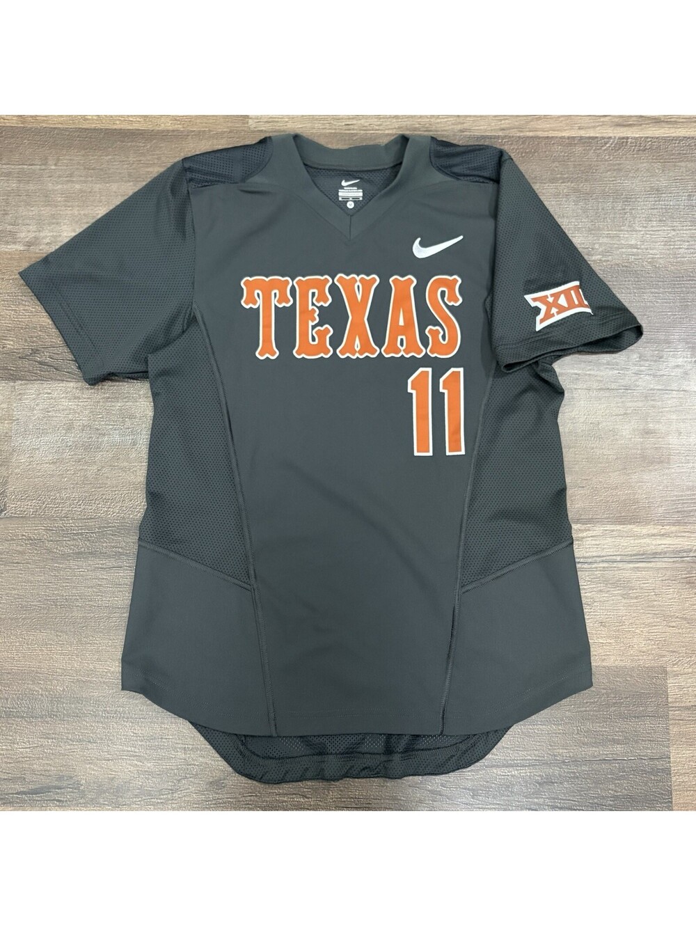 Nike Women’s M Texas Longhorns #11 Team Jersey Gray Dri-FIT College Sports